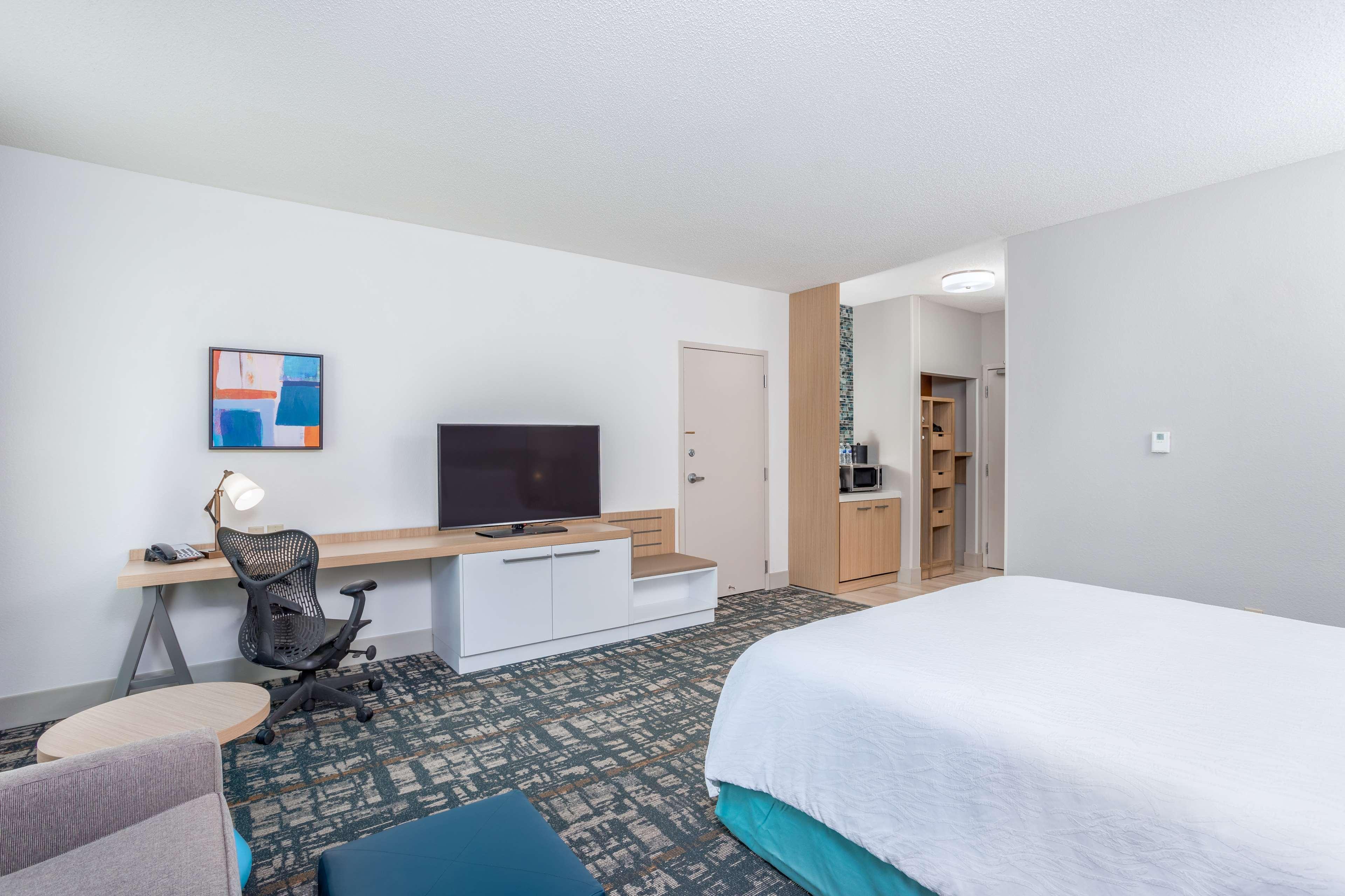 Hilton Garden Inn Cincinnati/Sharonville Extérieur photo