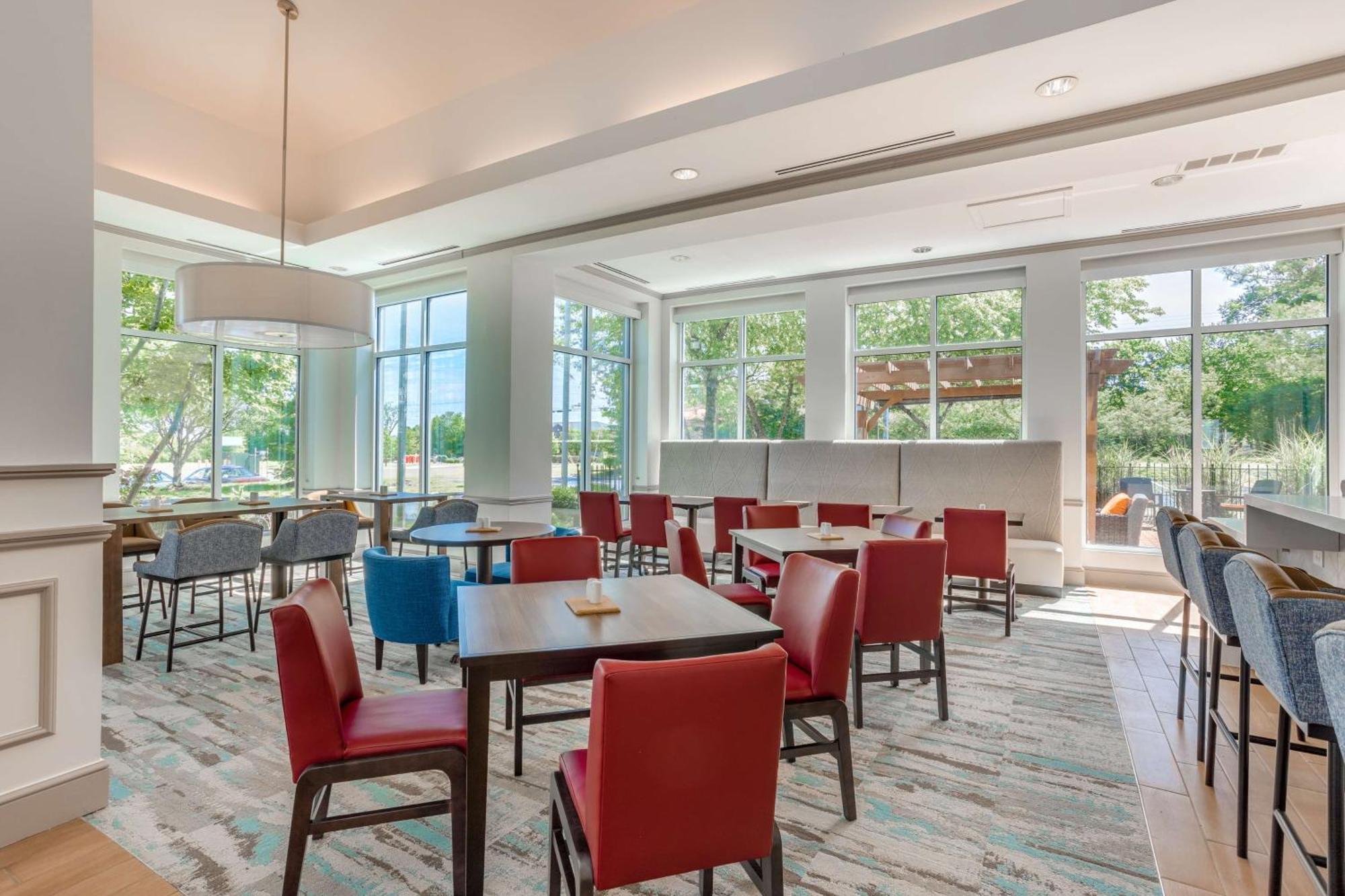 Hilton Garden Inn Cincinnati/Sharonville Extérieur photo